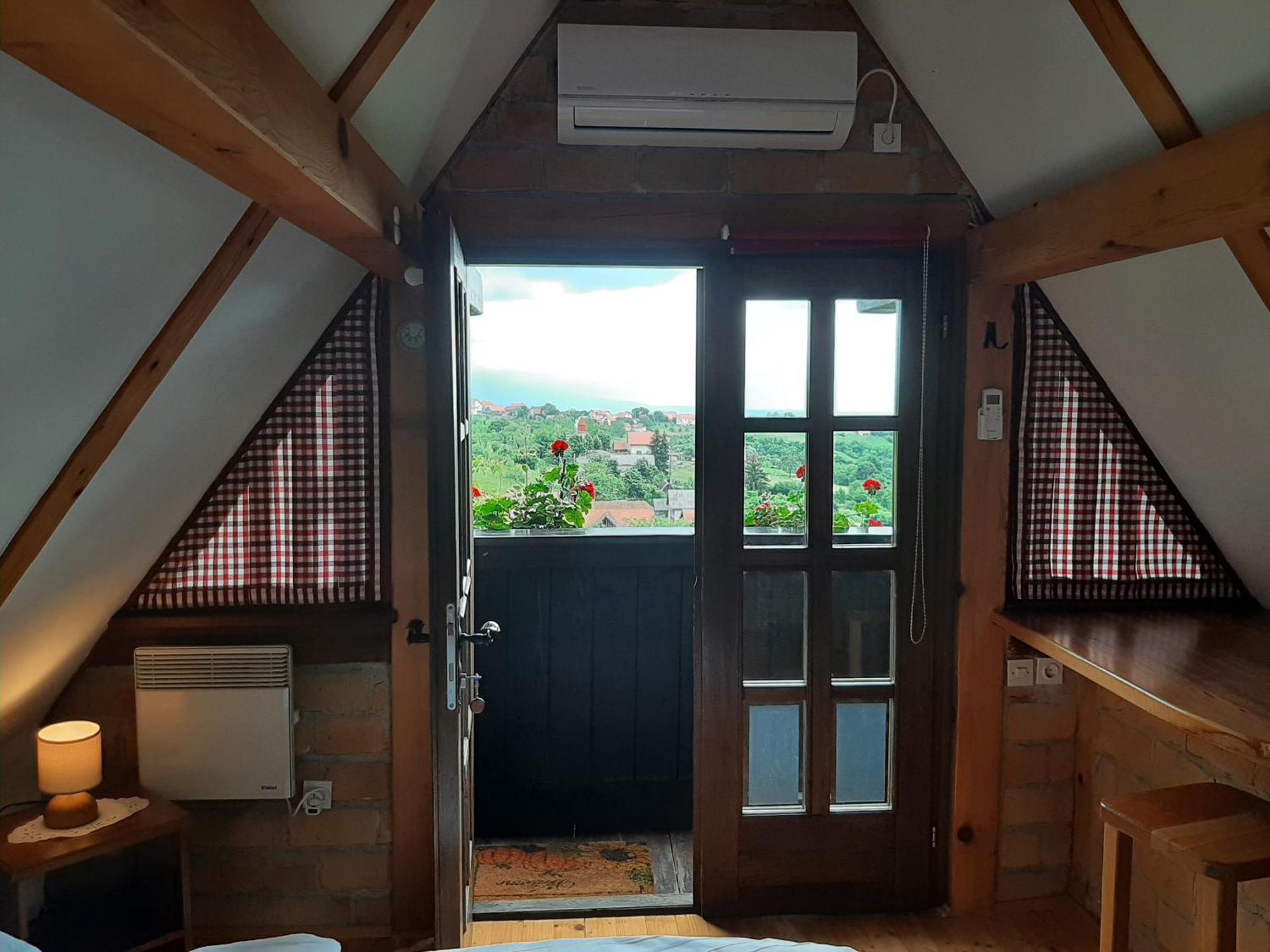 Apartmani Etno Kuca Pod Okicem Samobor Extérieur photo