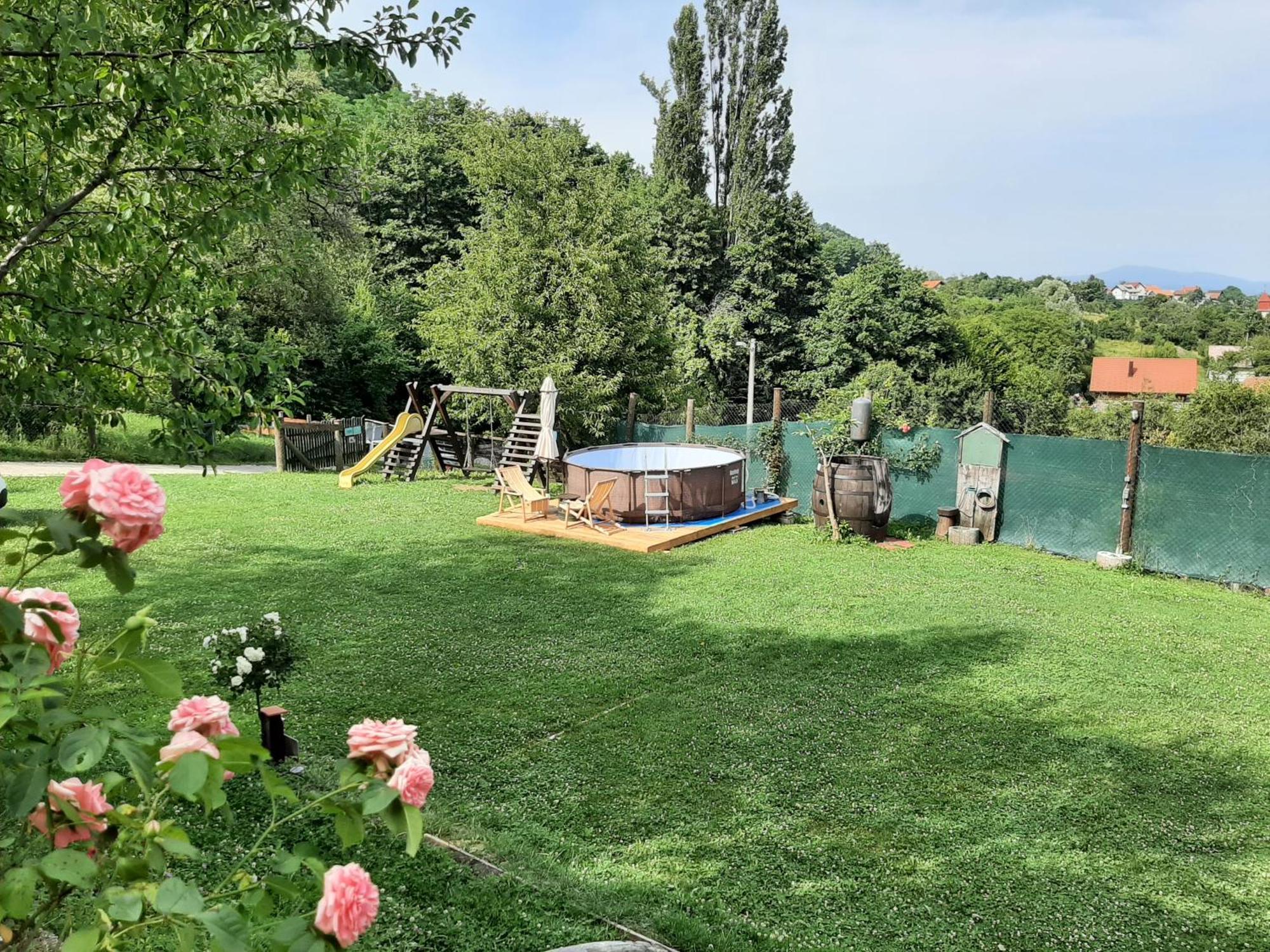 Apartmani Etno Kuca Pod Okicem Samobor Extérieur photo
